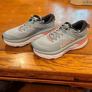 Hoka Bondi 7 running shoes
